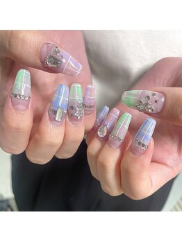 メリア(MELIA)/カラフルチェックネイル