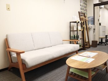 みはら整体院はりきゅう院 大森平和島院/店内（待合スペース）