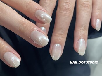 ネイルドットスタジオ 堺筋本町(NAIL DOT STUDIO)/ホワイトミラー
