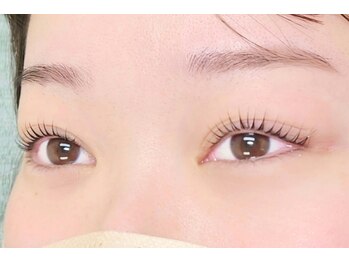 プラスイー(+e)の写真/まつ毛をパッチリさせて出かけたくなる季節！パリジェンヌラッシュリフト☆つやっと立体的に魅せたい☆