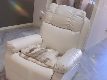 Mi.Feli eyelash&eyebrow 関内/リクライニングチェア完備