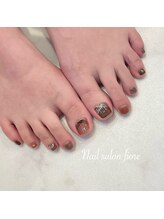 フィオーレ(fiore)/落ち着きカラーのチョコネイル