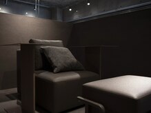フォー(4 HER.)の雰囲気（落ち着いた雰囲気の店内で、特別なネイル時間を。）