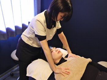 ルーナ(Lu:na)/力を抜いてリラックス