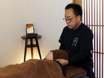 もみほぐしと整体のお店「石もみ」/