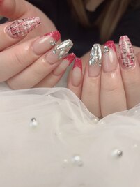 ツィードネイル