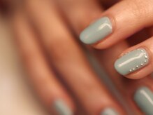 クロ(KURO)/ティファニーブルー/柳津ネイル