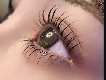 モアアイラッシュ 渋谷ハチ公口店(More Eyelash)/【上下】まつげパーマ