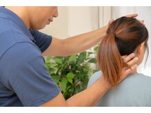 肩こり首こりなど一人一人のお悩みの原因を根本改善します！