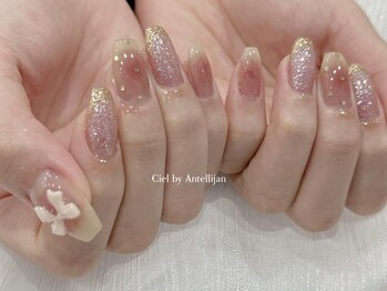 ガーリーチークネイル