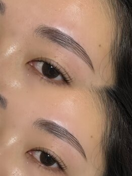 ユニブロウ 四条烏丸河原町(UNI BROW)/[烏丸]ハリウッドブロウ＋眉WAX