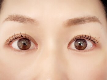 サヤ(SA-YA)の写真/【LEDエクステ導入サロン◎】高持続&低刺激!汗や水にも強く美しさが長持ちするLEDマツエクで理想の目元に♪