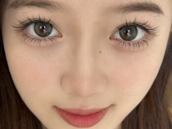 エム 新大久保店(M)の写真/【ワンホンデザイン/束感フラットラッシュ120本￥6480】【上100本+下まつげ　つけ放題￥7500】中顔面短縮★