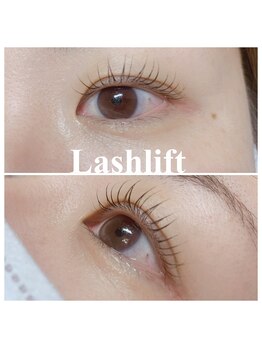 ヒュッゲ アイラッシュ(Hygge eyelash)/毛先をスッと上げて☆