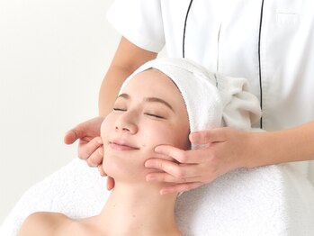 グレース 立川店(GRACE BEAUTY SALON)/本気の毛穴改善はお任せ下さい♪