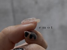 エモット(emot)/