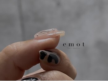 エモット(emot)/