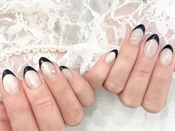 アール ビューティーサロンスパーブ(R BEAUTY SALON SUPERB)/王道可愛いフレンチネイル