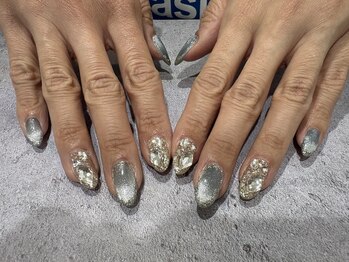 レビー(Revie)/マグネット