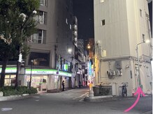 ウミ(U.mi)の雰囲気（店舗入り口）