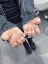 ベージュのクロムネイル