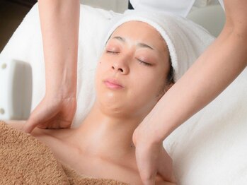 メナードフェイシャルサロン リーフ/マッサージ