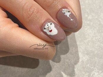アイヴィー(IVY)/雪だるまネイル