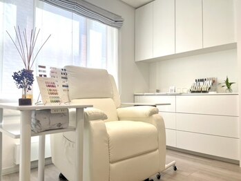 タタネイル 清田(TATA NAIL)の写真/【大人女性の心を掴む上質サロン】丁寧で繊細なアートで魅力を引き出す上品デザイン＆カラーが多数♪[清田]