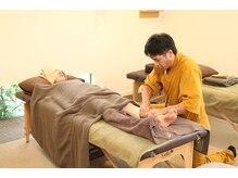 トモ 本巣店(TOMO)/パンパンの脚へ