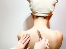 クイーン(QUEEN)/ドレスを着る新婦様へ