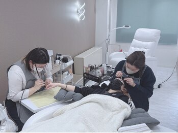 ヴィネル 平岸店(Vinel)の写真/《まつ毛×ネイルの同時施術OK★》各施術にしっかりこだわりを持っているので、満足度/モチベーションUP！