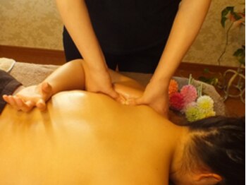 アロマルーム 柚/肩こり改善！肩甲骨がポイント