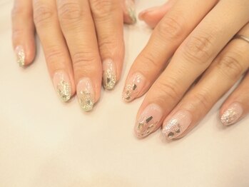 B's amor 大府店 Nail design