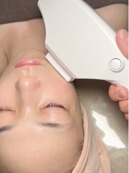 ベリンダ(BELINDA)の写真/剃ってもすぐに気になる…そんなお悩みはもう卒業！美肌ハイブリッド脱毛で透明感も毛穴引き締めも叶う♪