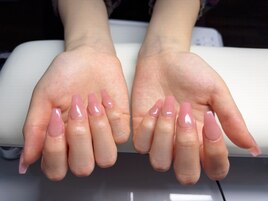 ナチュラルなピンクカラー