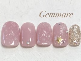 キラキラ雪の結晶ネイル