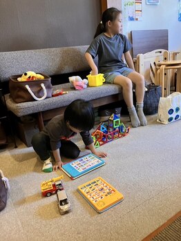 子育てママの整体サロン/施術中のお子様の様子