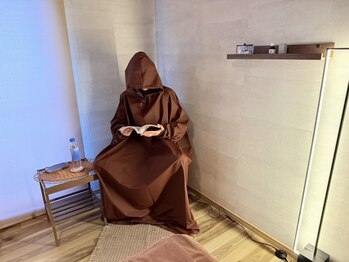 サロンドリマ(Salon de Lima)の写真/【温活デトックス×癒し痩身】よもぎ蒸しで発汗、リンパで老廃物の排出を促進！冷え性・むくみ・だるさに◎