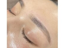 イナ(ina)の雰囲気（アイブロウデザイニング）