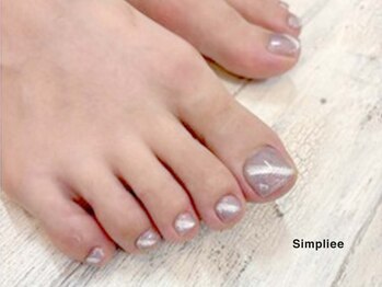 シンプリー ネイルアンドアイラッシュ 祖師谷大蔵店(Simpliee Nail&Eyelash)の写真/ふとした瞬間、視線を奪う。どこでも魅せられる、つるピカ素足！