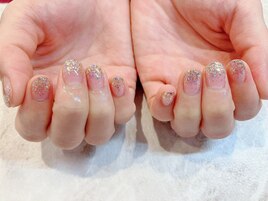 キラキラ輝くラメグラ