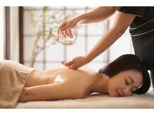 ドライヘッドスパ専門店 サクラの雰囲気（体質診断後、漢方オイルを用いて体調に合わせて整えていきます。）