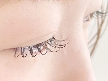 アイプラス(eye+)/束感まつ毛