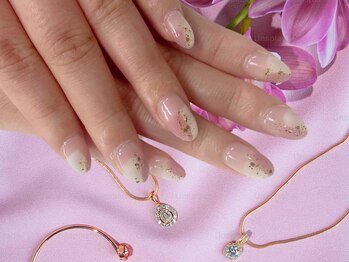 アップネイル/キラキラニュアンスネイル