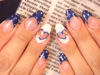 ネイルサロン アンフルール/