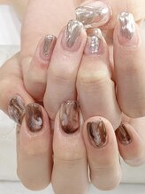 ループ フォーヘアー(Loop for hair)/ちぐはぐニュアンスネイル