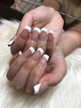 プチブラン(Petit Blanc)/フレンチジェルネイル