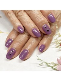 春のパープルネイル