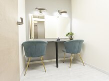 アイズ 横浜店(ize)/完全個室のメイクブースも♪