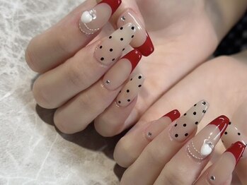 パーミル アイ アンド ネイル クマモト(permille ‰ eye&nail Kumamoto)の写真/【持ち込みデザインOK】似合う×トレンドを叶える★季節に合わせた定額デザインやカラーでかわいい手元に♪